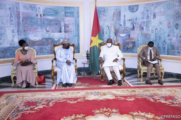 Droit des affaires en Afrique : le secrétaire permanent de l’OHADA échange avec le président du Faso